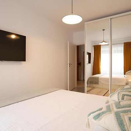 Moon Plaza Deluxe Studios Bukarest Eksteriør billede