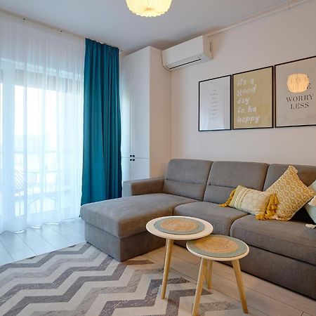 Moon Plaza Deluxe Studios Bukarest Eksteriør billede
