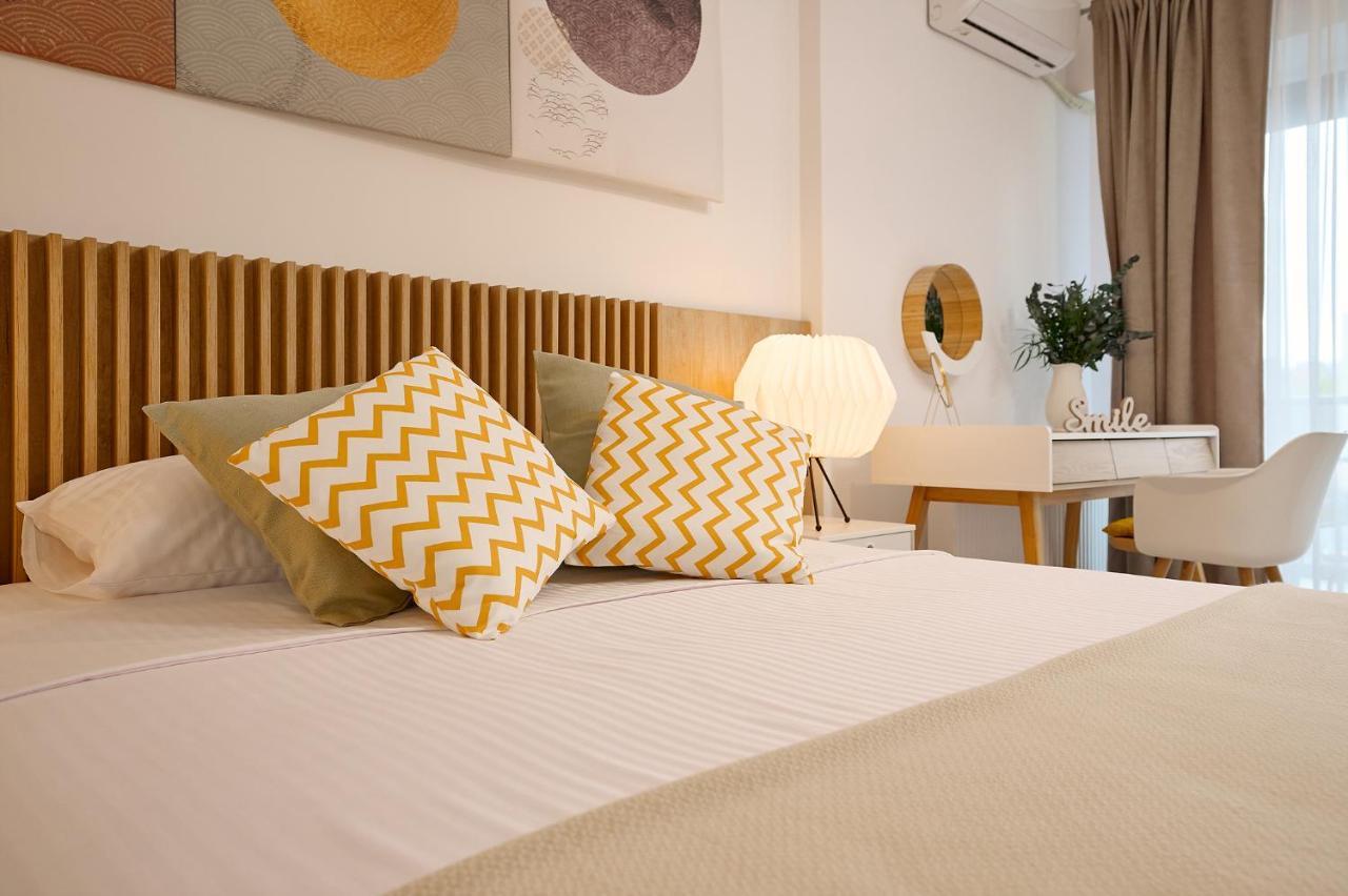 Moon Plaza Deluxe Studios Bukarest Eksteriør billede