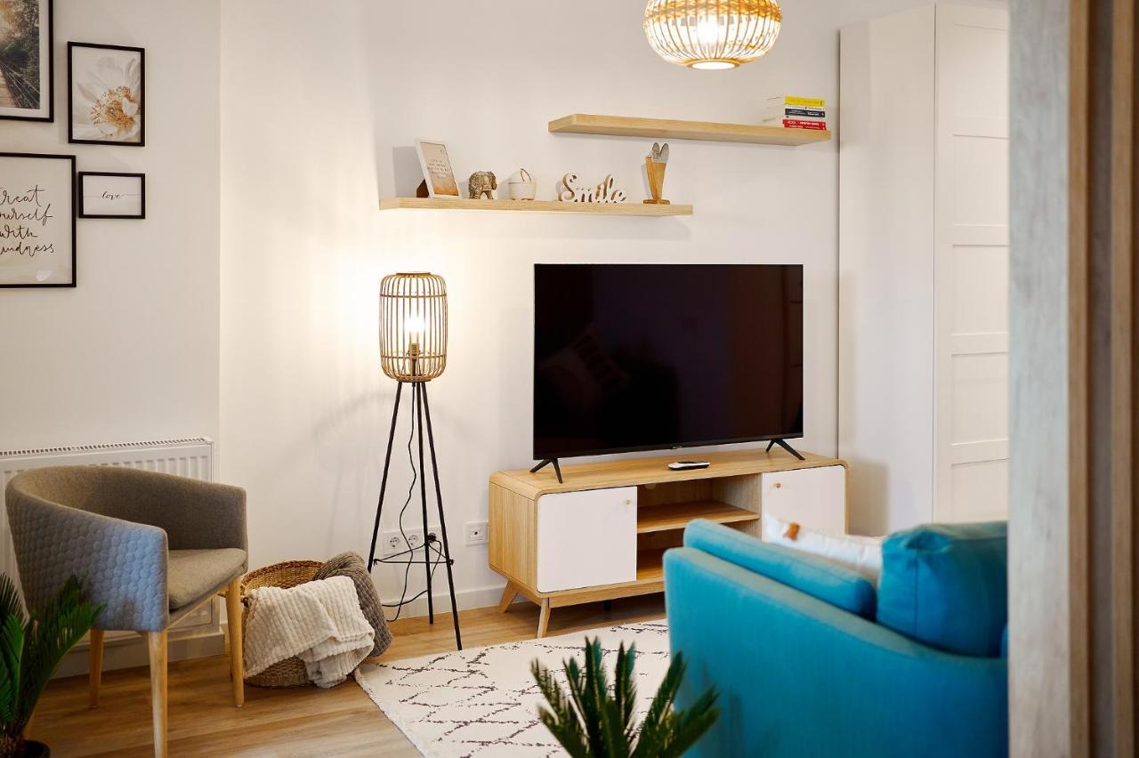 Moon Plaza Deluxe Studios Bukarest Eksteriør billede